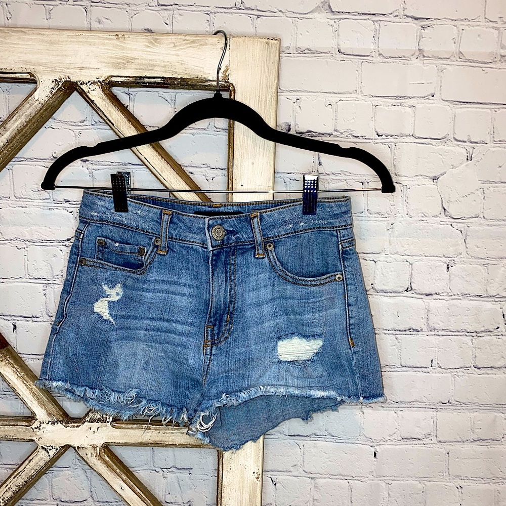 Aeropostale Distressed High Waisted Shorty